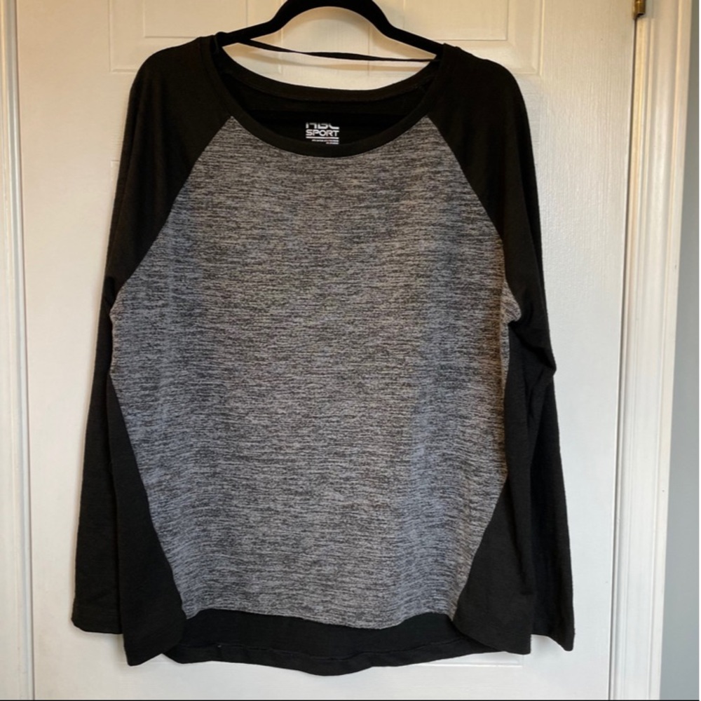 Large long sleeved HBC sport knit